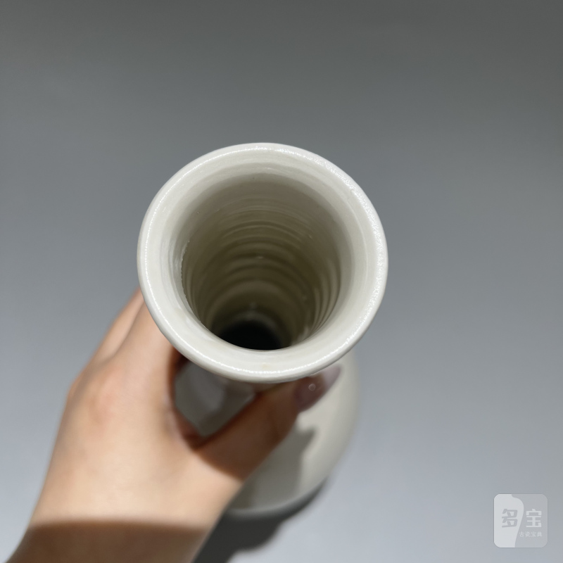 明代 白釉长颈瓶 - 图8